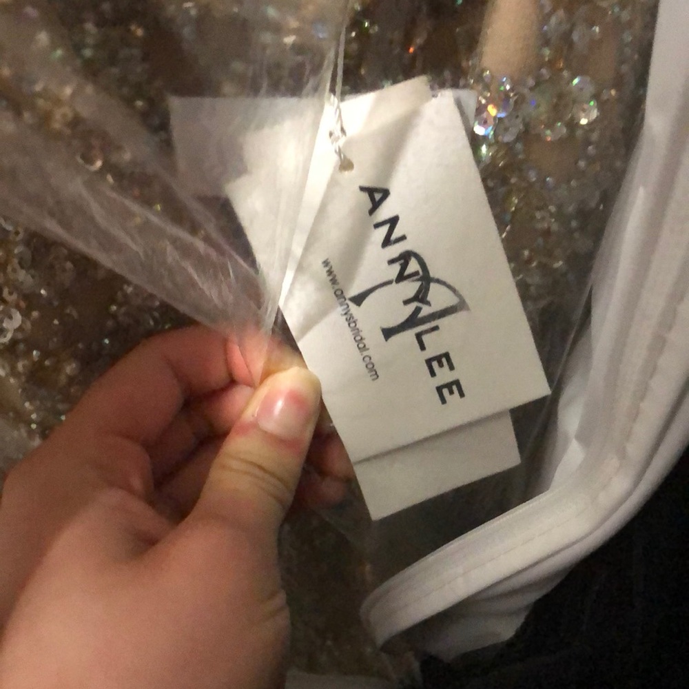 PROM DRESS - Picture 5 of 5